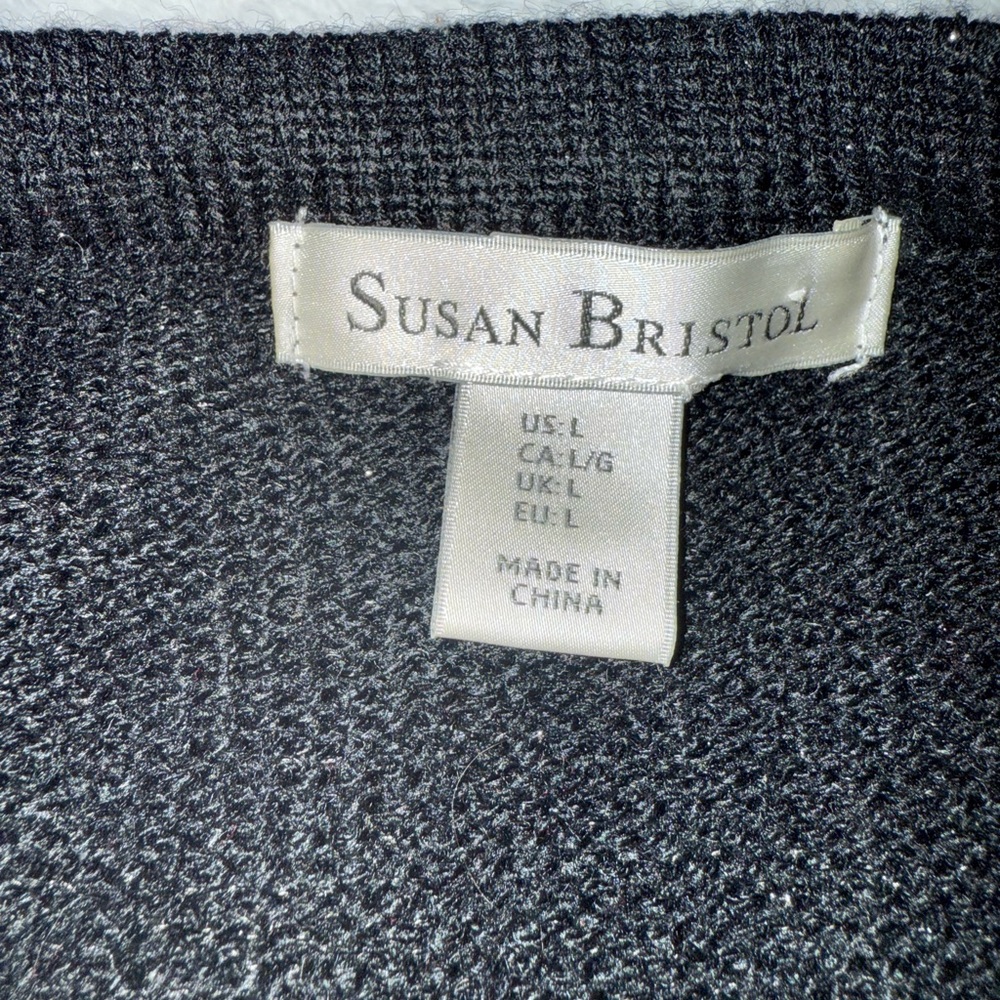 Susan Bristol Black Cardigan with Red Floral and Cardinal Design - Picture 6 of 7